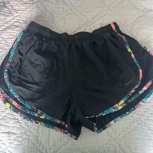 Nike Dry Fit Shorts, size large